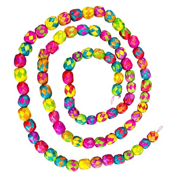 Bright- Garland- Weaved Breaded Balls- longer than 113 "- fiesta- preowned - Picture 1 of 6